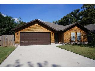 1407 Cresent St, Bentonville, AR 72712-9402