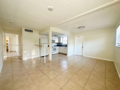 1209 17th Ave, Hollywood, FL 33020-3613