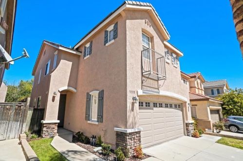 30378 Cedar Oak Ln, Santa Clarita, CA 91384-4775