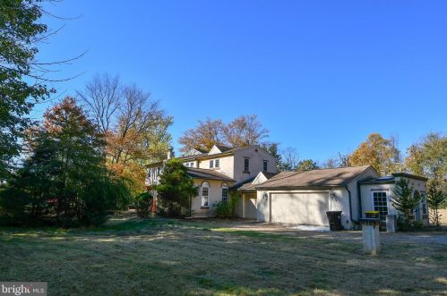 2023 Bethel Rd, Lansdale PA 19446-6054 exterior