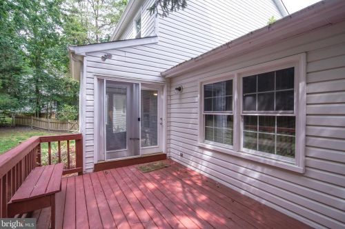 6104 Fox Point Rd, Fredericksburg VA  22407-8330 exterior