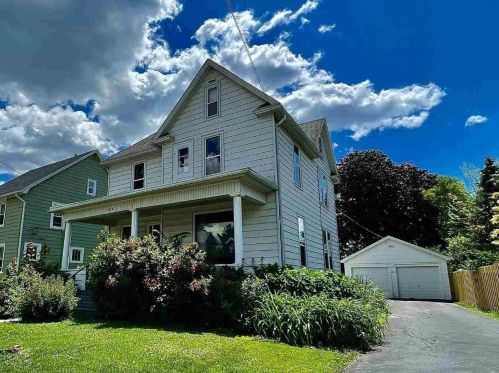 417 Haskell St, Beaver Dam, WI 53916-1405
