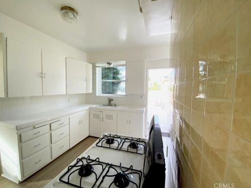 5348 Appian Way, Long Beach CA 90803-4151 exterior