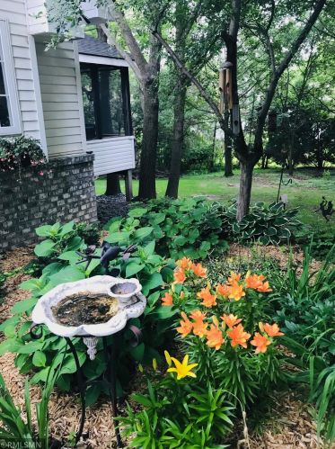 1010 County Rd D, Saint Paul MN 55126-3745 exterior