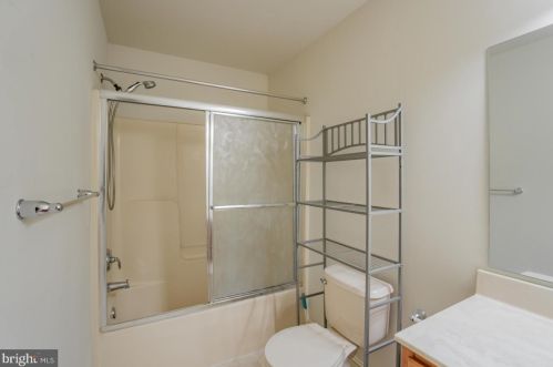 2054 Canyon Creek Rd, Gilbertsville PA  19525-7000 exterior