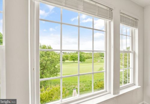 6352 Cullen Pl, Haymarket VA  20169-5400 exterior