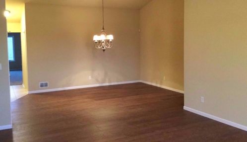 11197 Vermont Cir, Crown Point IN  46307-8058 exterior