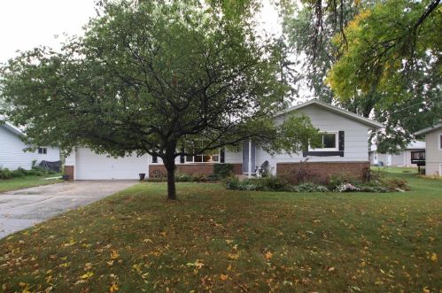 980 Mequon Ave, Fond Du Lac WI  54935-6224 exterior