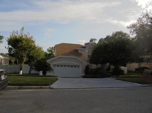 7467 High Lake Dr, Orlando, FL 32818-8722