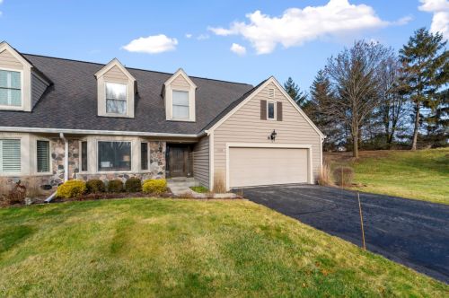 1510 Eastbrook Dr, Thiensville WI  53092-2986 exterior