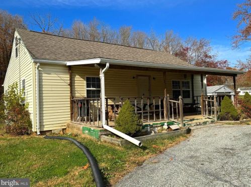 1239 Red Lion Rd, Bear DE  19701-1820 exterior
