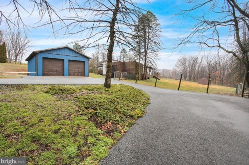 1921 Tower Rd, Centre, PA 19541-8910