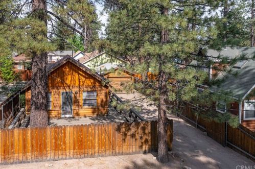 1110 Sierra Ave, Big Bear City, CA