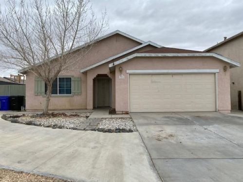 11816 Fern Pine St, Victorville, CA 92392