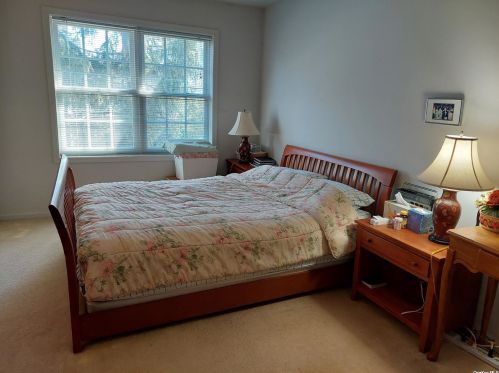 856 Verona Dr, Huntington Station, NY 11747-5207