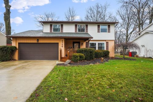 2728 Martha Ct, Darbydale, OH 43123-2115