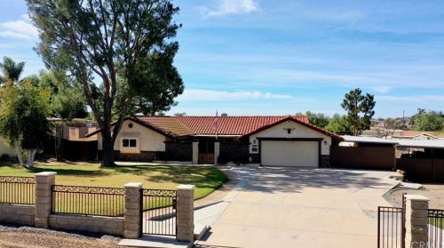 4495 Soto St, Riverside, CA 92509-3404