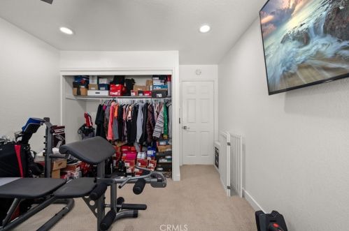 360 Paxton Ct, Upland CA 91784-1373 exterior