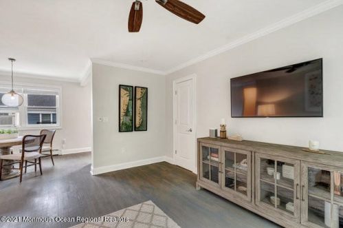 300 Deal Lake Dr, Tinton Falls NJ  07712-5136 exterior