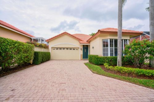 73 Spyglass Way, West Palm Beach, FL 33418-5804