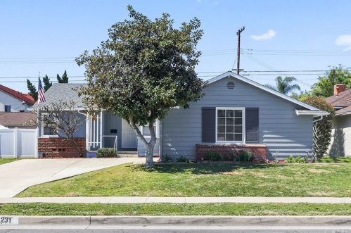 231 La Plaza Dr, La Habra, CA 90631-4447