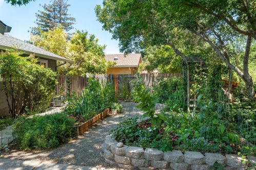 1590 Cunningham Way, Santa Rosa CA  95403-2342 exterior