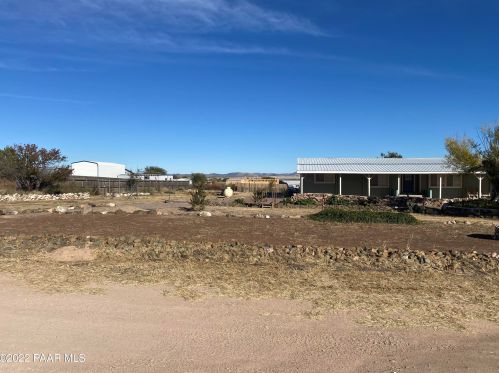 2615 Chippewa Rd, Chino Valley, AZ 86323-4628
