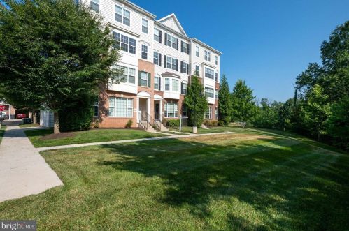 15176 Sage Run Rd, Haymarket, VA 20169-6258