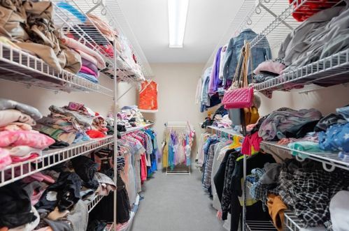 37 Millers Brook Dr, Cumberland RI  02864-6163 exterior