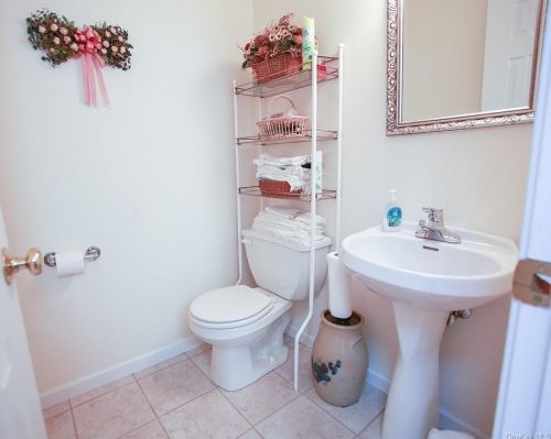 194 High Meadows Rd, Walden NY  12586-2609 exterior