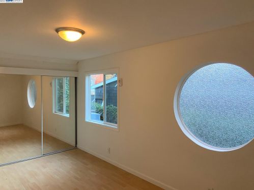 3139 Courtland Ave, Oakland CA 94601-4707 exterior