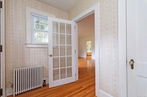3388 Old Yorktown Rd, Yorktown Hgts, NY 10598-1109