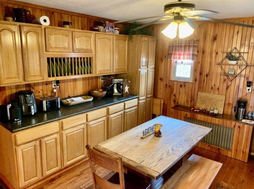 630 Broadford Rd, Connellsville PA  15425-6104 exterior