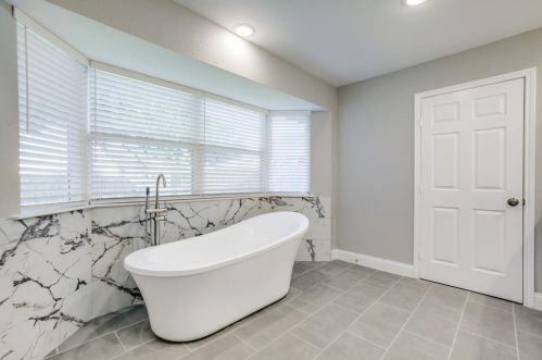 218 High Brk Dr, Richardson TX  75080-2032 exterior