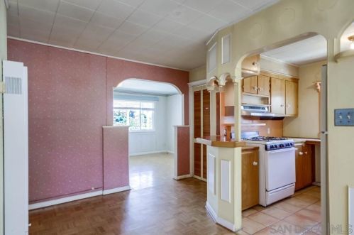 2664 Grange St, Lemon Grove CA  91945-3225 exterior