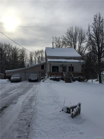 12261 Westwood Rd, Townline, NY 14004-9668