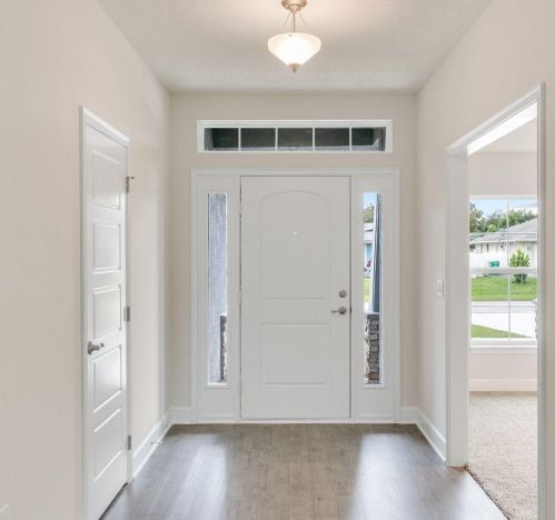 559 Marion Ave, Fort Pierce, FL 34983-8722