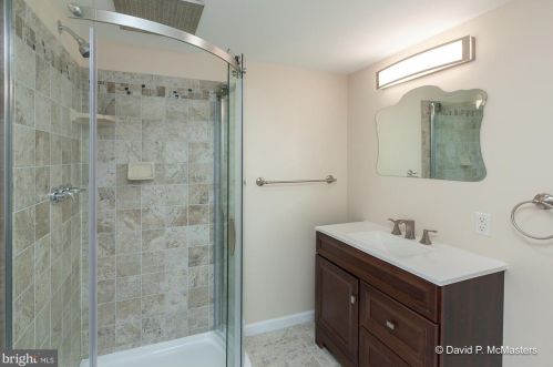 158 Dunlap Dr, Charles Town WV  25414-6506 exterior