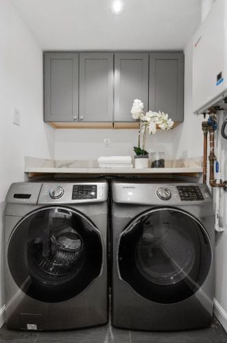 825 3rd Ave, San Bruno CA  94066-3211 exterior