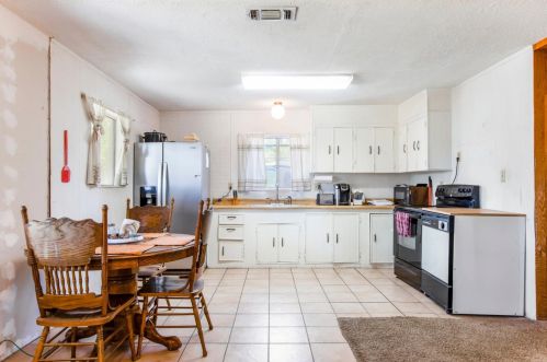 6528 Marysville Blvd, Rio Linda CA  95673-3102 exterior