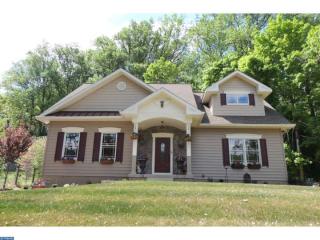 1026 New Galena Rd, Gardenville, PA
