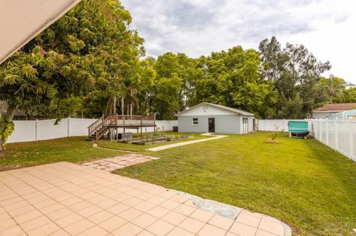 707 Shore Dr, Oldsmar FL  34677-4305 exterior