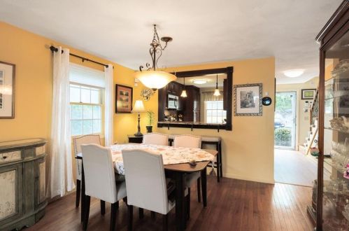 150 Scenery Ln, Providence, RI 02919-7510