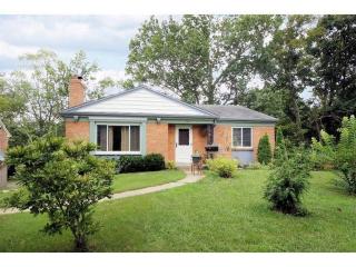 1702 Tiffany Ln, Cincinnati, OH 45230-2025