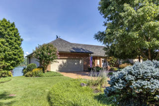 116 Chota Shores Way, Loudon, TN 37774-2845