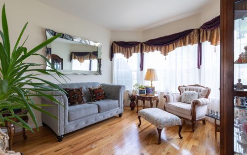 4 Arborvitae Ln, Miller Place NY  11764-3021 exterior
