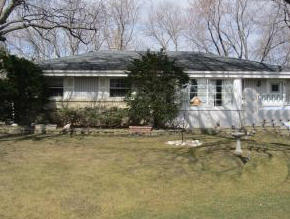 6904 Van Norman Ave, Milwaukee, WI 53220-3837