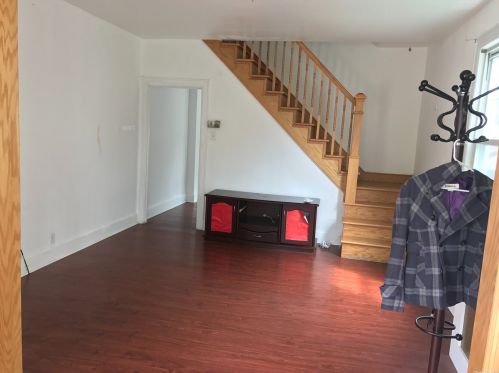 43 Hicks Ln, Great Neck, NY 11024-2026