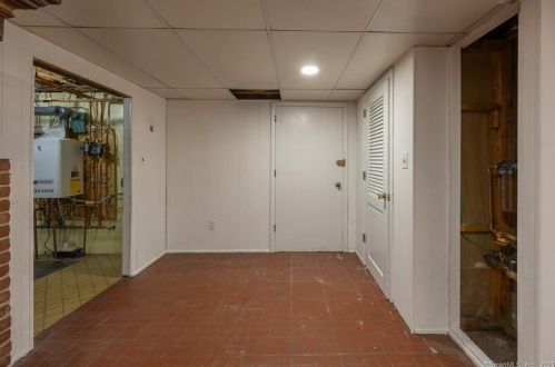 48 Reliance Rd, Plainville CT  06062-1420 exterior