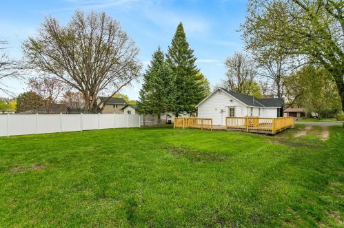 524 Prospect St, Cedar Mills MN  55350-1715 exterior